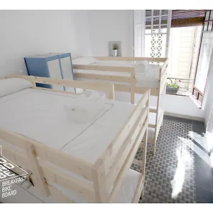 Hostal Bed And Be 